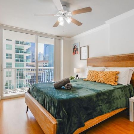 Trendy 2Br Condo With Pool And Bay Views Miami Exterior photo